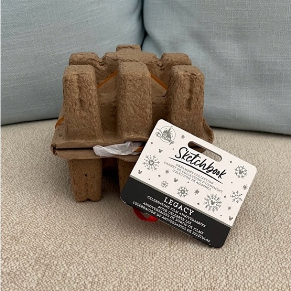 Cinderella Legacy Sketchbook Ornament 75th Anniversary - Limited Release - Picture 8 of 8